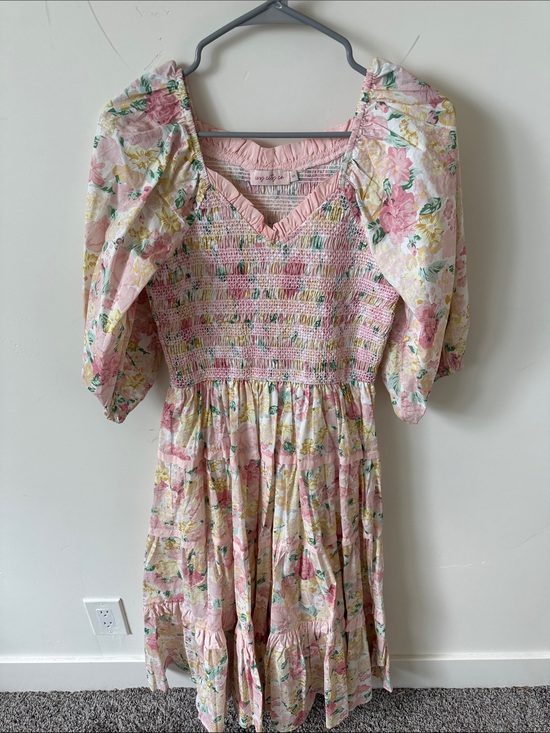 Ivy City Co Dresses & Skirts - Ivy City Co Pink Floral Midi Dress